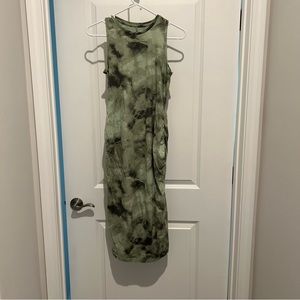 Green print sleeveless midi maternity dress by Old Navy